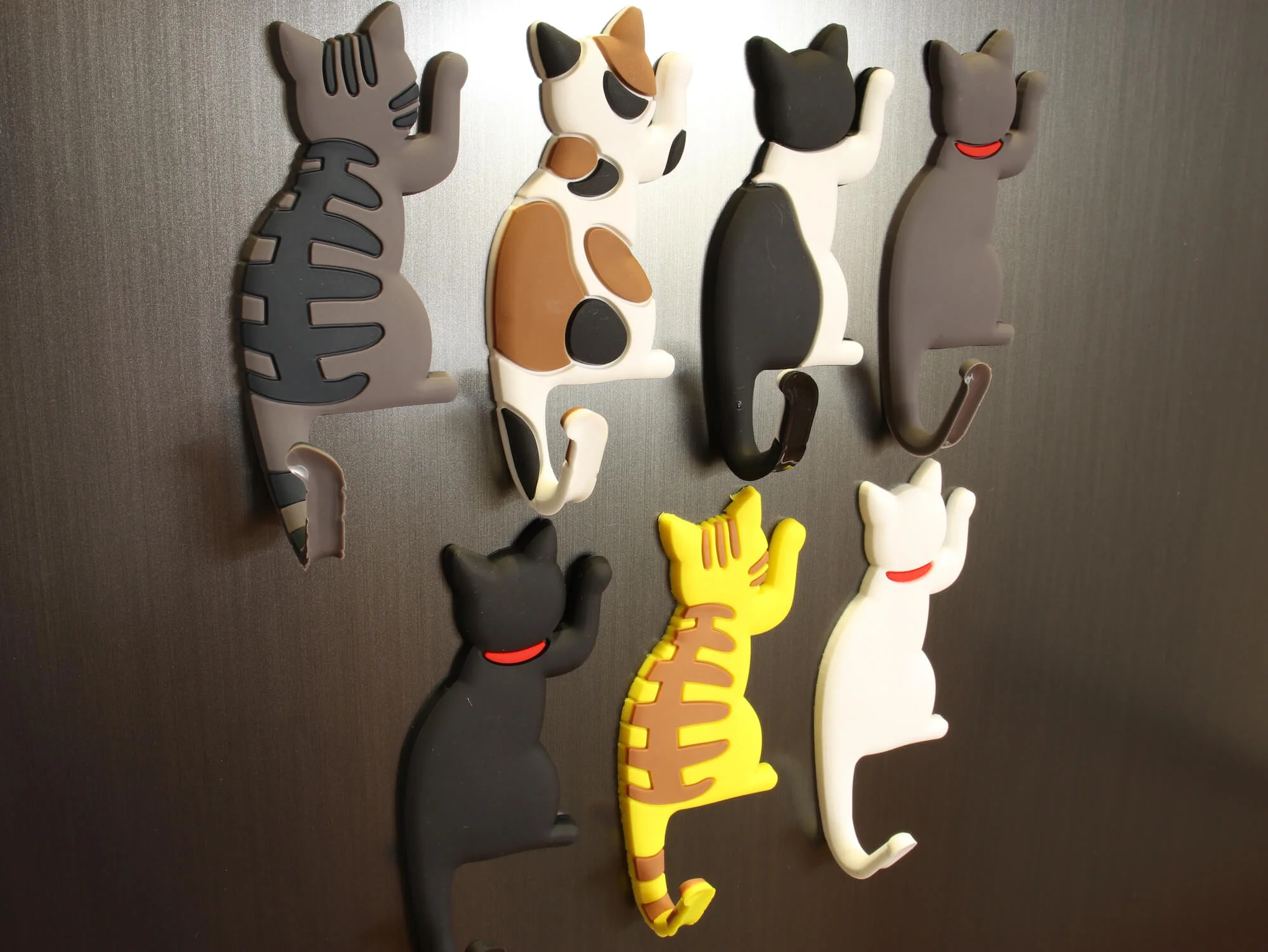 Manu magnety koček na lednici Barva: Černo-bílá - Obrázek 2