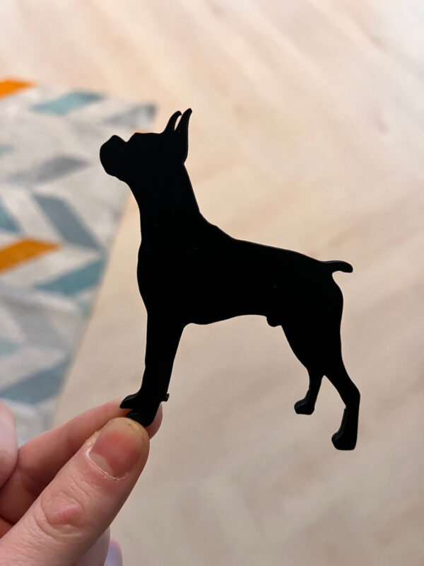 Vsepropejska Mag magnet na lednici ve tvaru psa Plemeno: Boxer