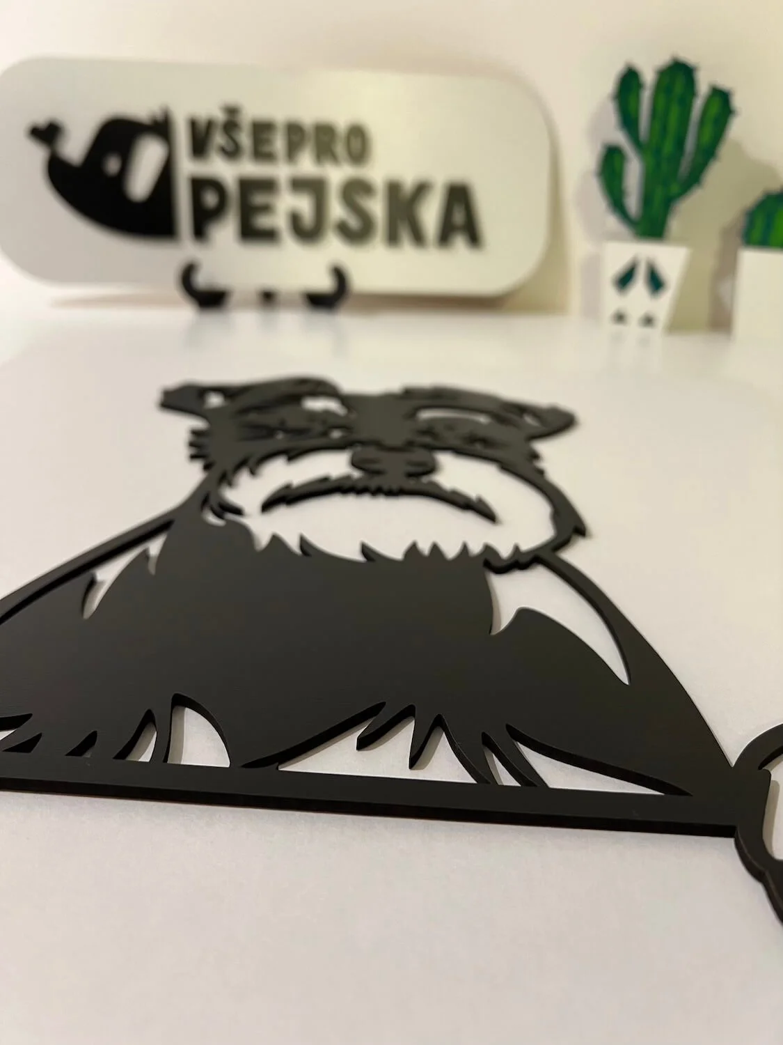 Knírač 3 dřevěná dekorace na zeď - Obrázek 2