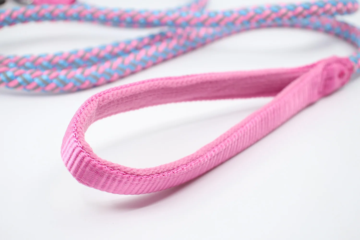 Délka vodítka: 150 cm