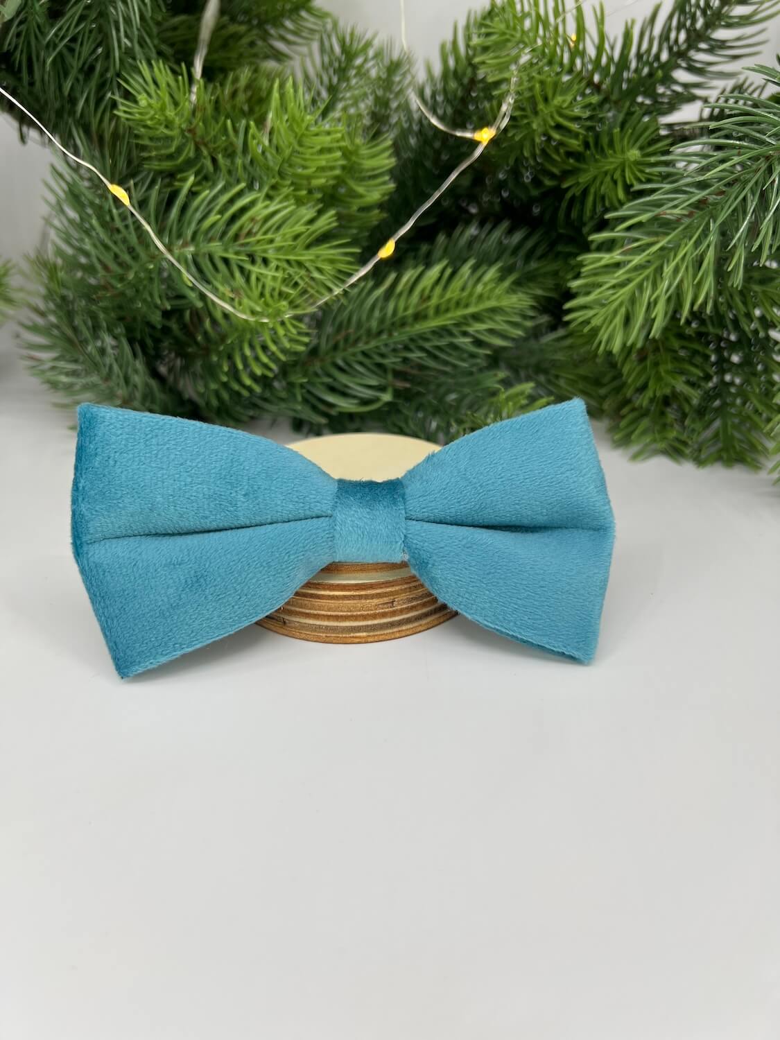 Vsepropejska Charm semišový motýlek pro psa na obojek Barva: Modrá