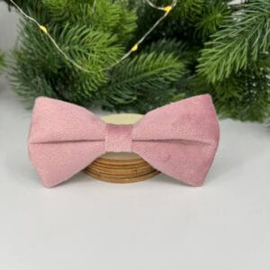 Vsepropejska Charm semišový motýlek pro psa na obojek Barva: Růžová