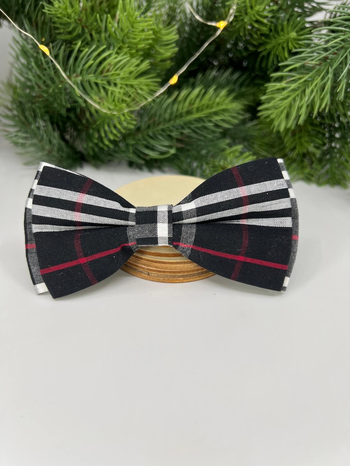 Vsepropejska Louis károvaný motýlek pro psa na obojek Barva: Černá