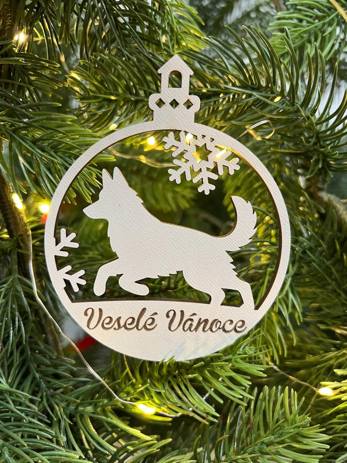 Vsepropejska Vánoční baňka s německým ovčákem – ozdoba na stromeček Typ: Baňka 1